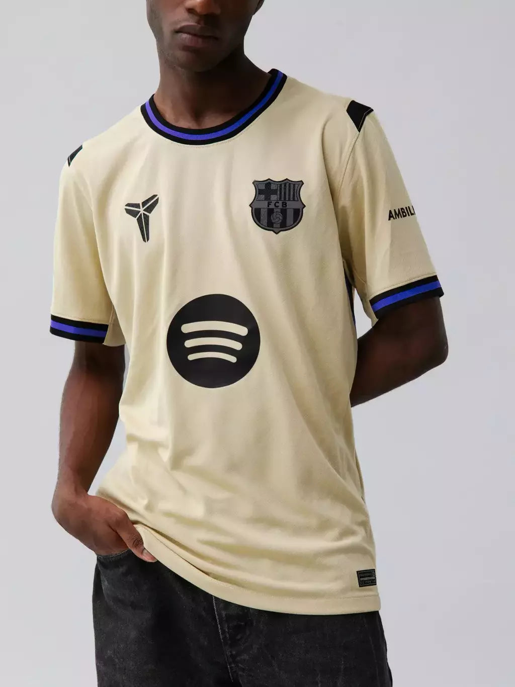 BARCELONA II 25/26 MAN